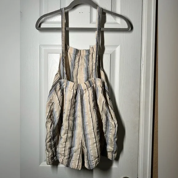 Urban Outfitters Chelsea Linen Short Overalls — Size S - Picture 3 of 4